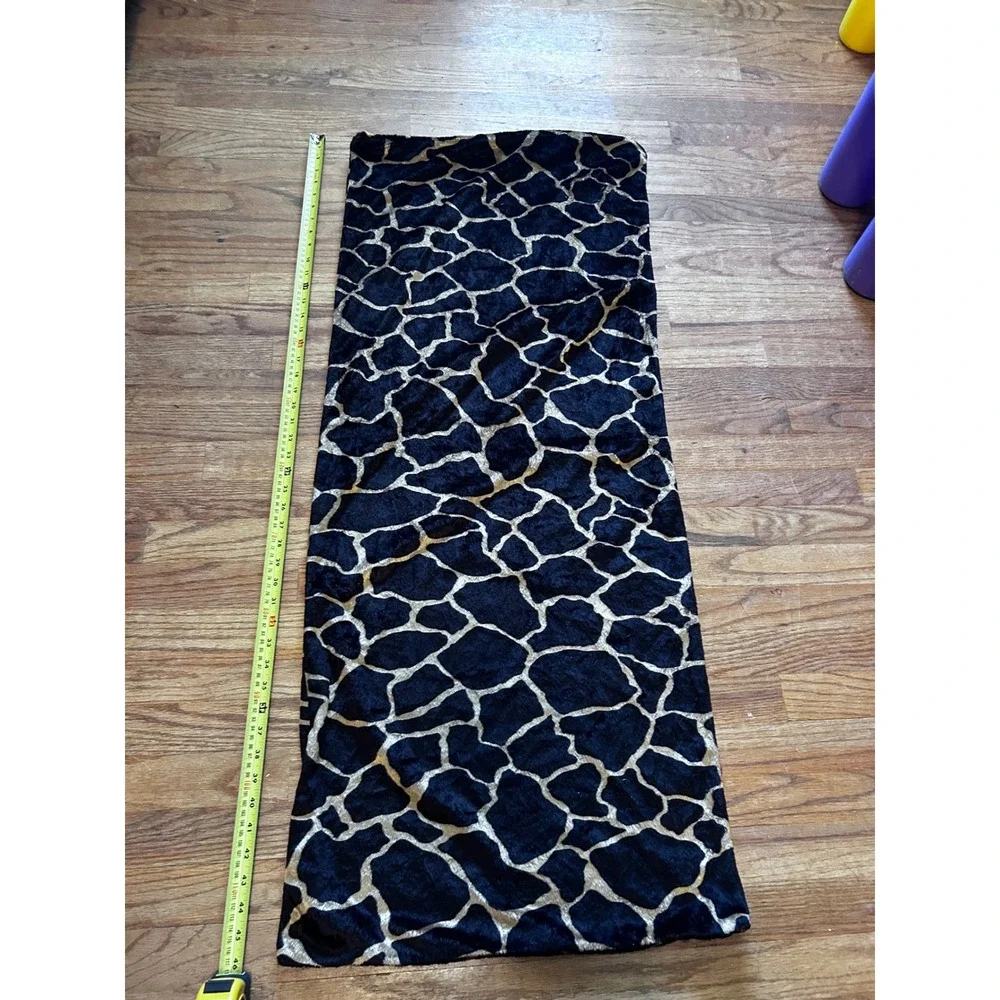 Target Body Pillow Cover 18x45 Black Gold Giraffe Print Home Decor‎